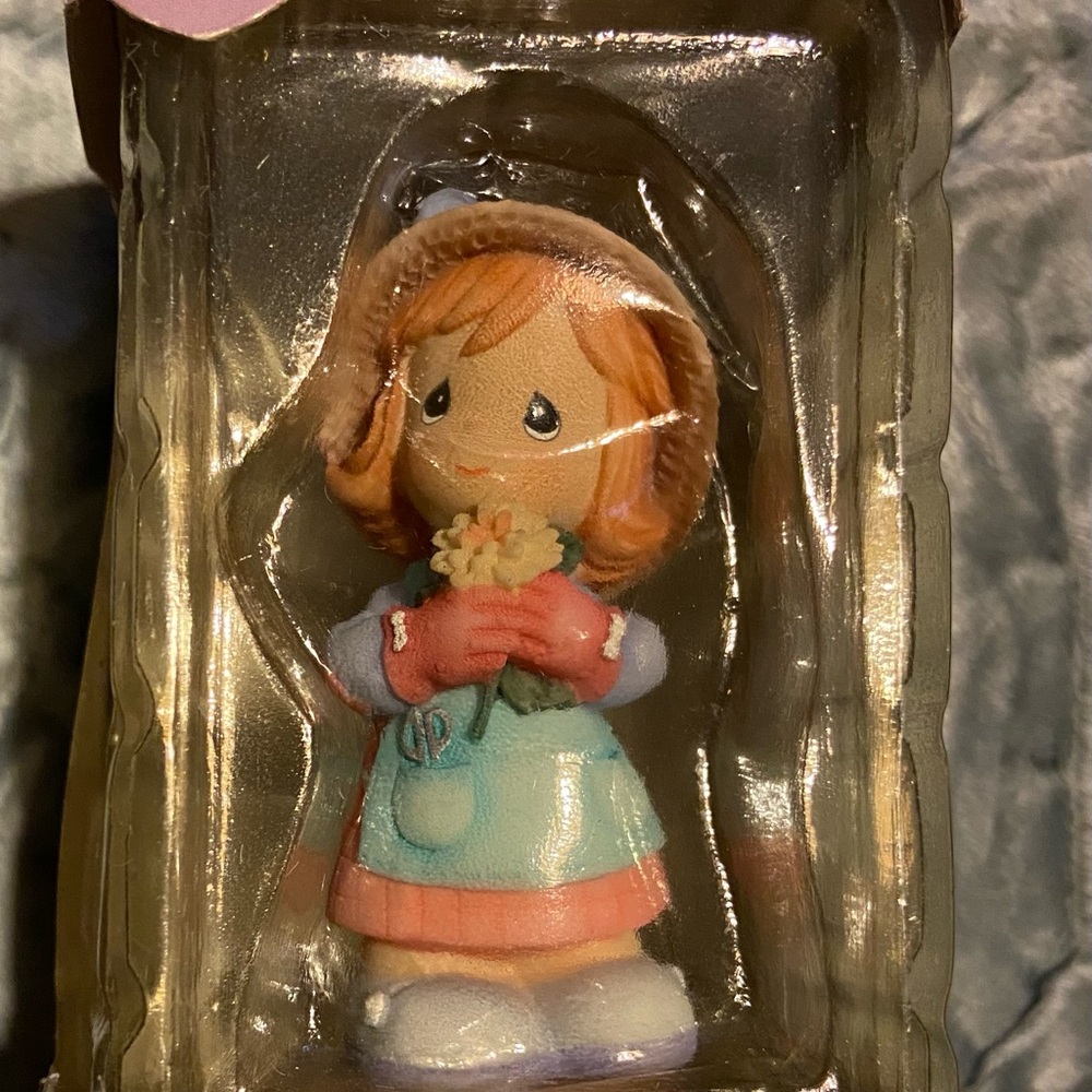 Enesco Precious Moments Resin Figurine - Best mum